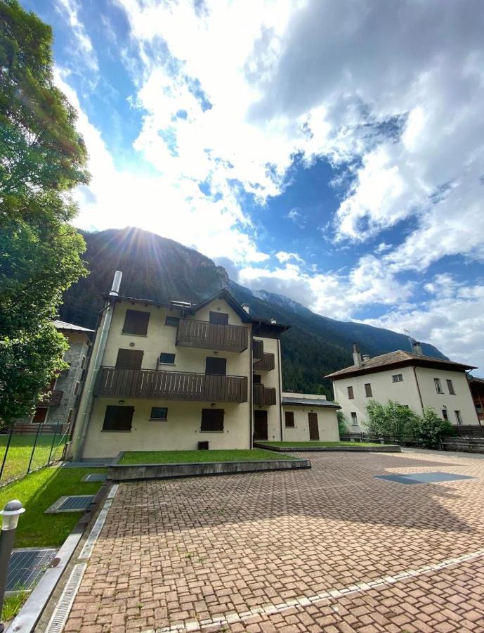 Bianchina - Bilocale Con Giardino Privato Lejlighed Valdisotto Eksteriør billede